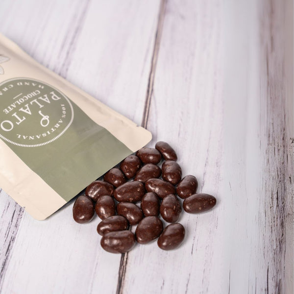 Almonds_covered_in_dark_chocol